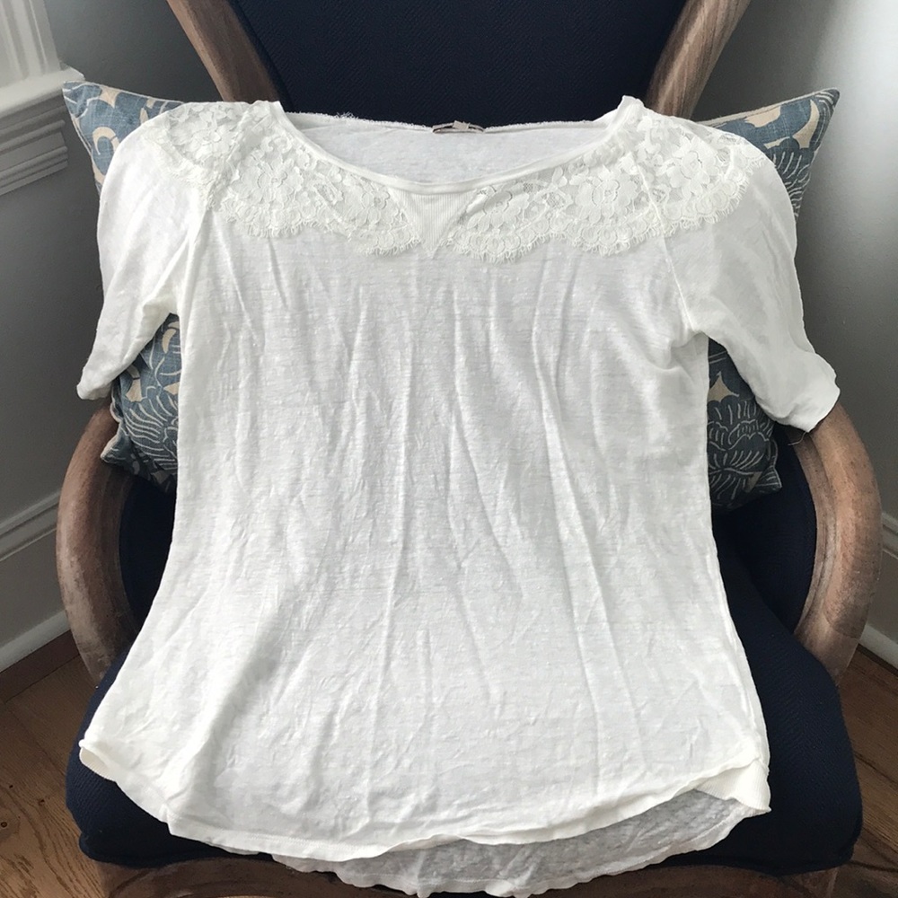 Lace Detailed Tee